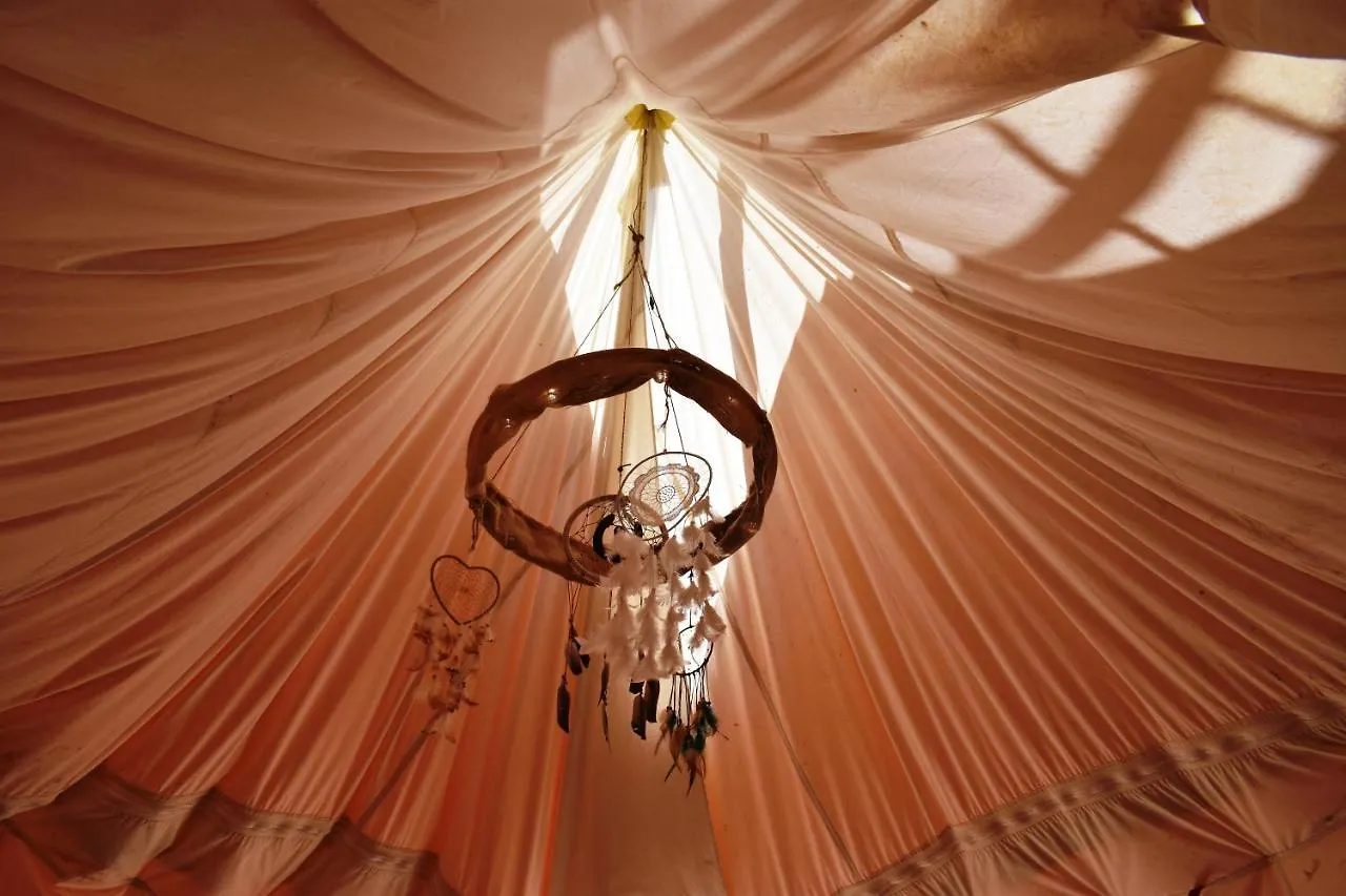 Luxury tent Nuit En Cheyenne Tipi A 500M De La Plage Cancale