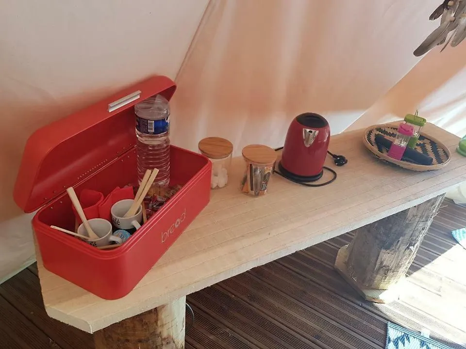 Nuit En Cheyenne Tipi A 500M De La Plage Cancale